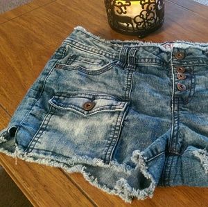 Womens LEI denim shorts good conditioning, size 9